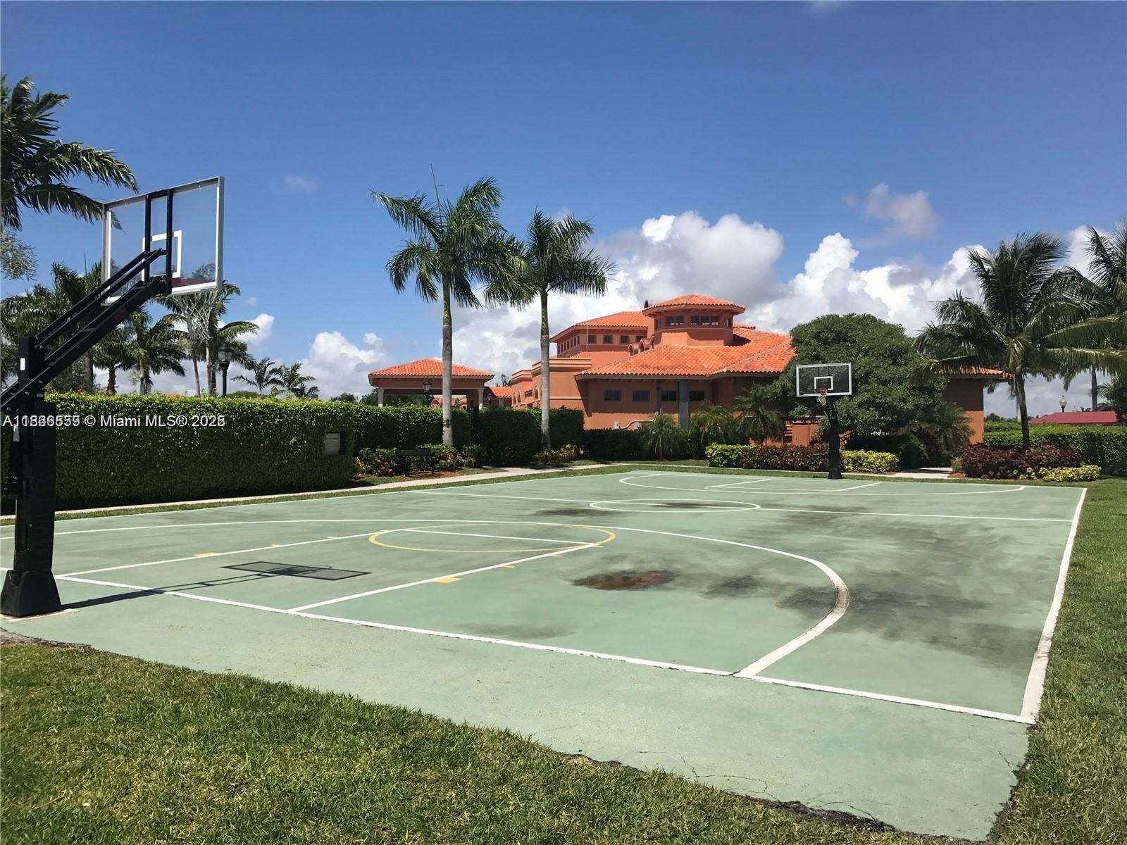 CUTLER CAY - Residential Lease