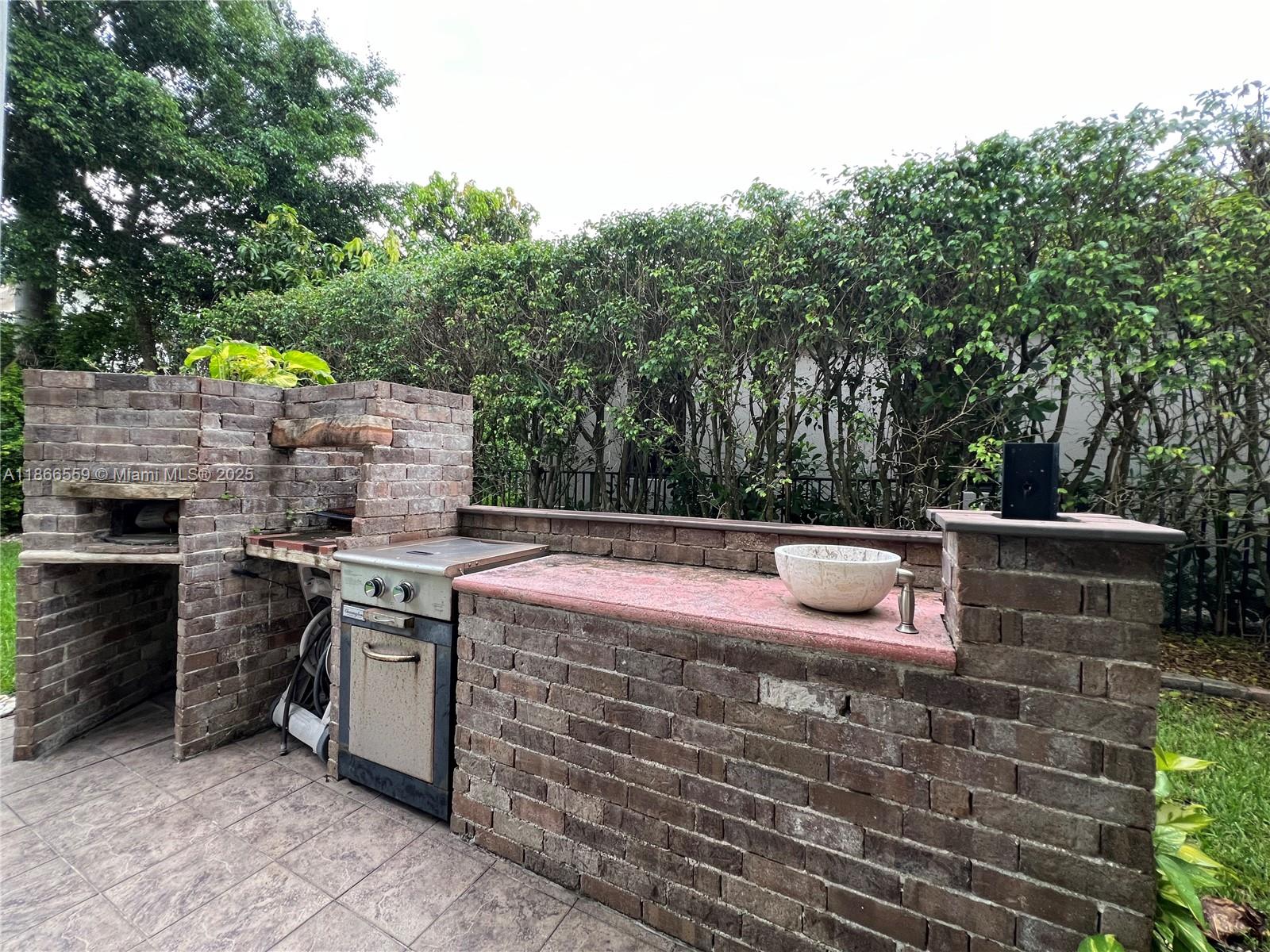 CUTLER CAY - Residential Lease