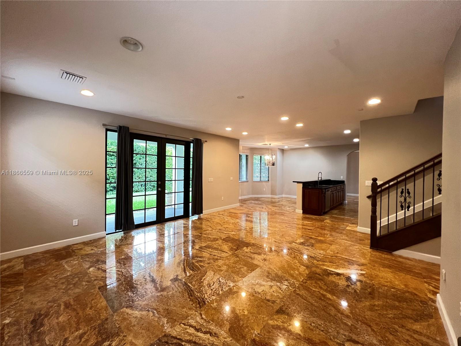 CUTLER CAY - Residential Lease