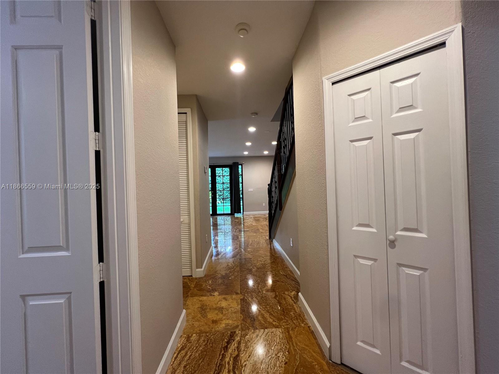 CUTLER CAY - Residential Lease