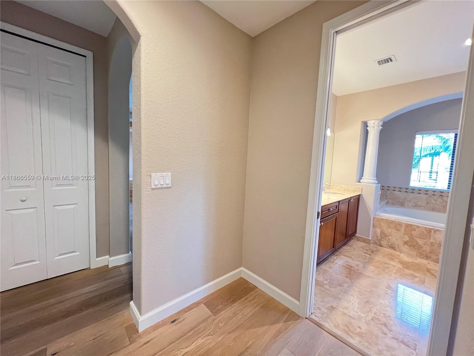 CUTLER CAY - Residential Lease