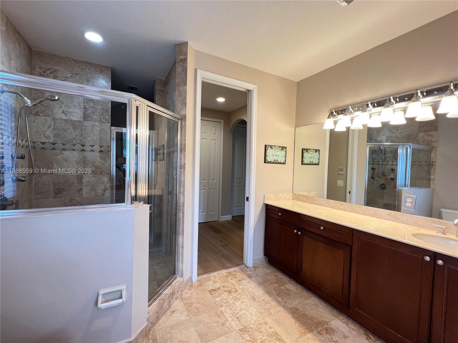 CUTLER CAY - Residential Lease