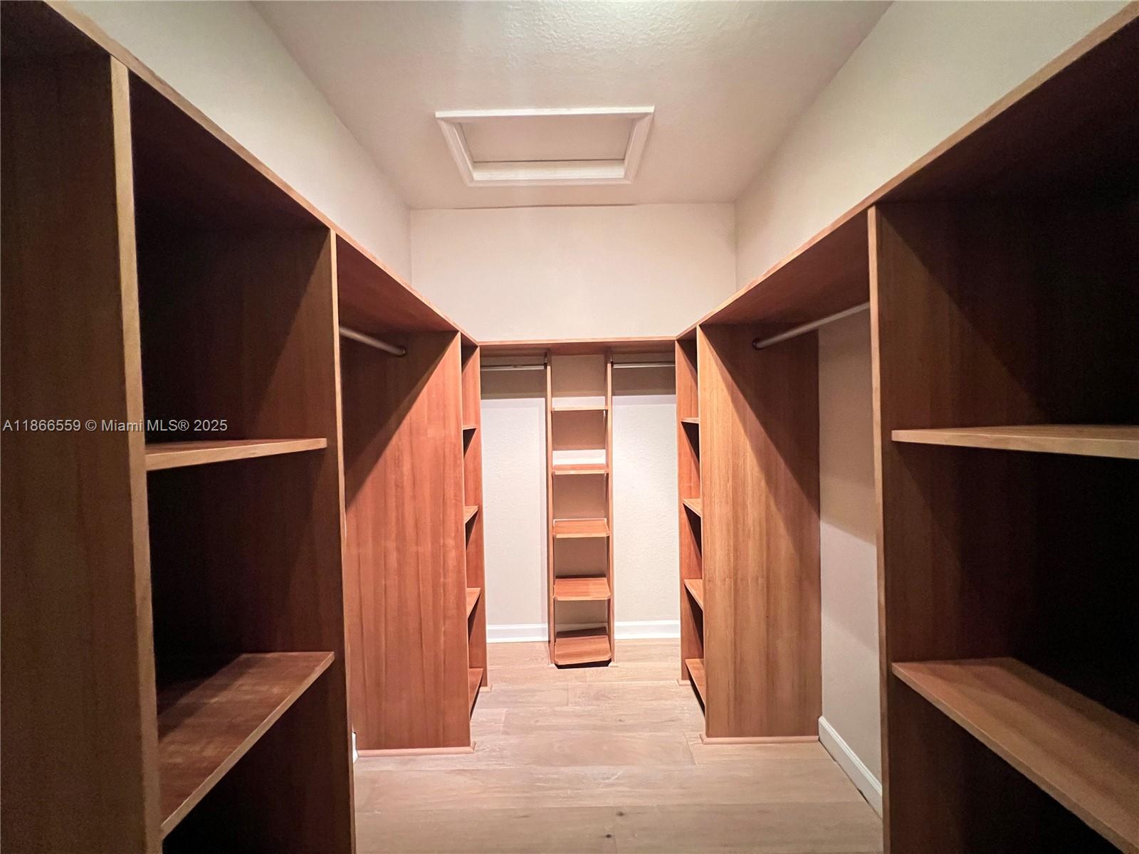 CUTLER CAY - Residential Lease