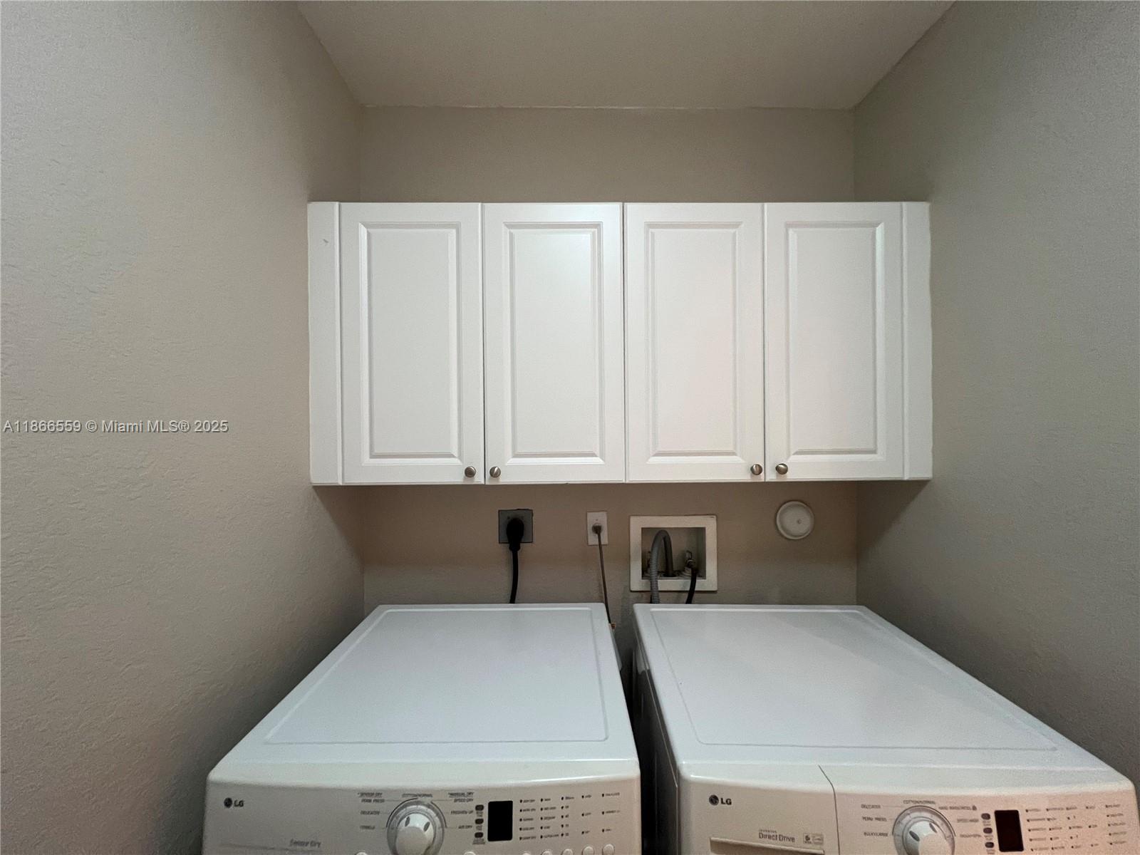 CUTLER CAY - Residential Lease