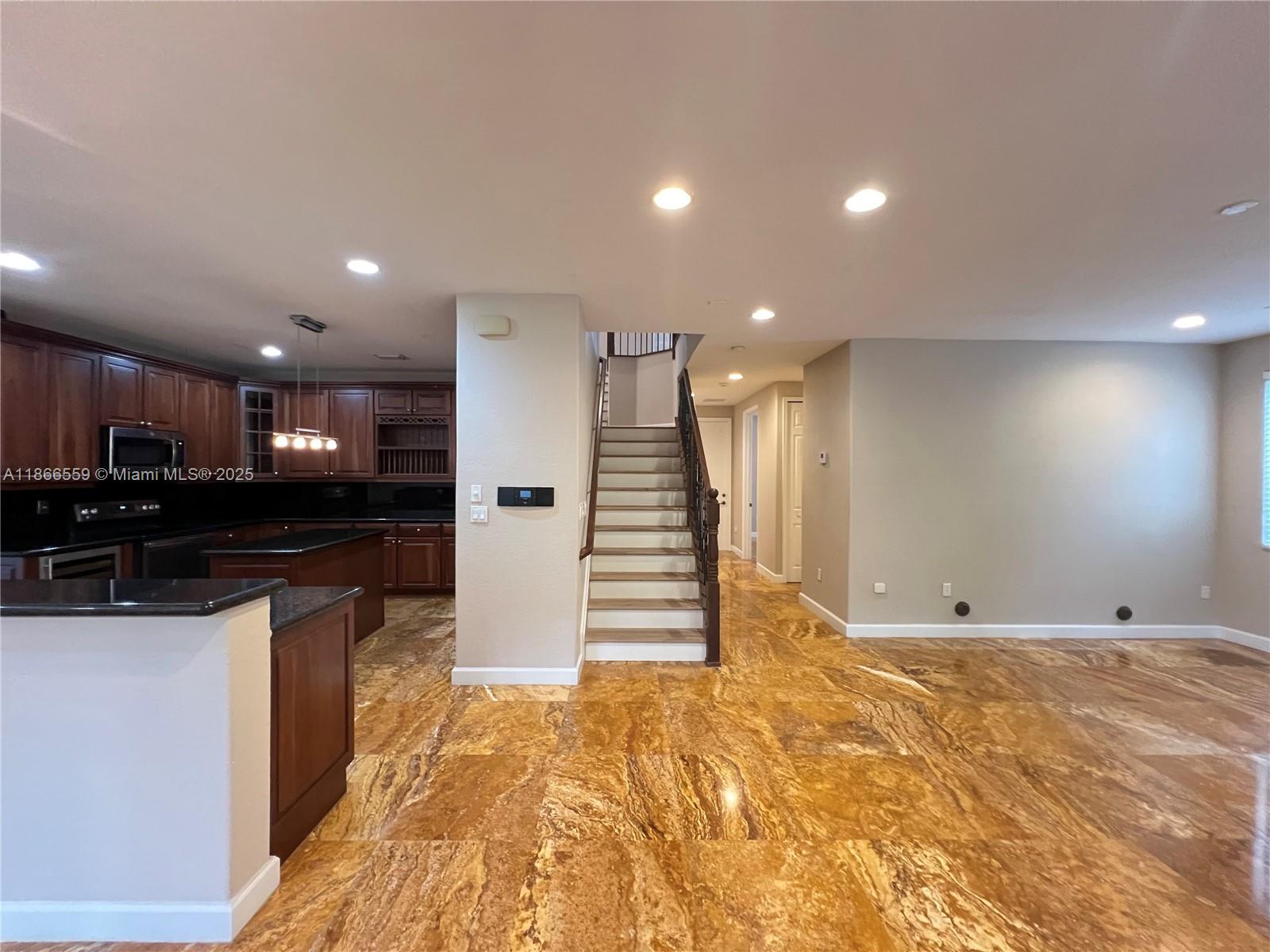 CUTLER CAY - Residential Lease