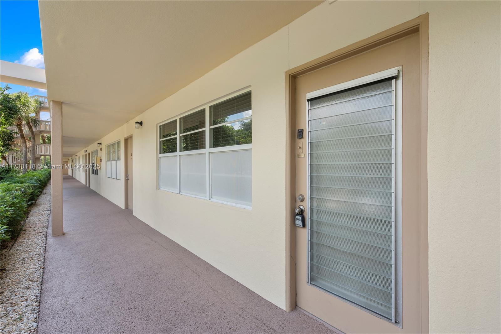 Rental Property at 2301 Lucaya Ln G1, Coconut Creek, Broward County, Florida - Bedrooms: 1 
Bathrooms: 2  - $1,700 MO.