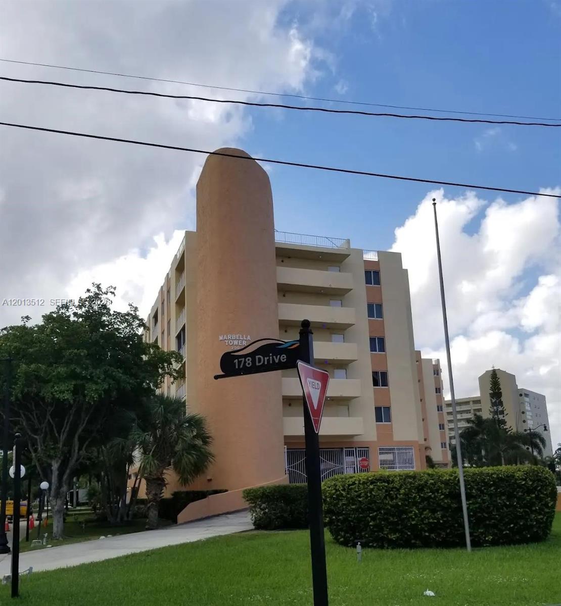MARBELLA TOWER CONDO - Residential