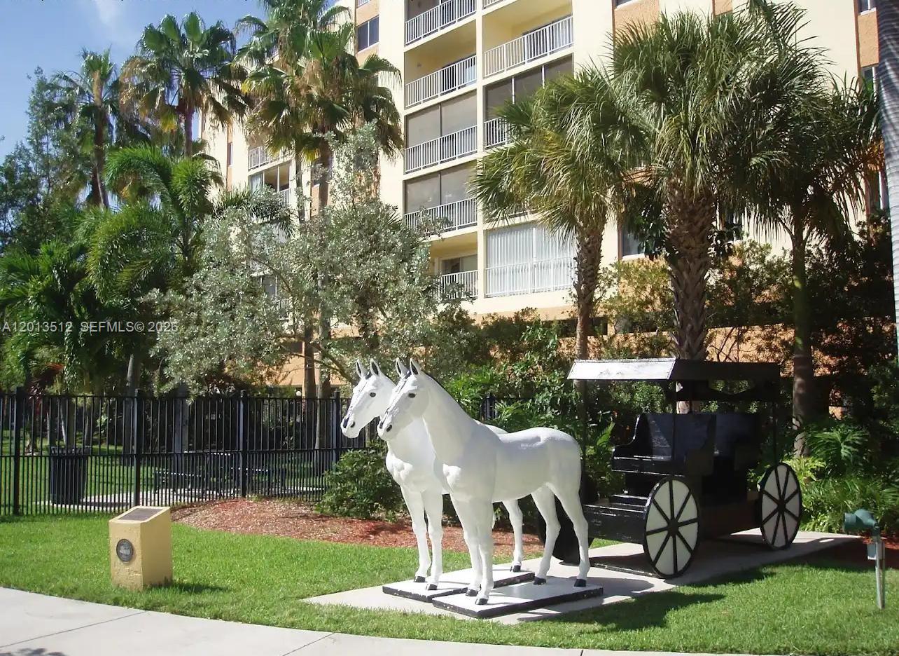 MARBELLA TOWER CONDO - Residential