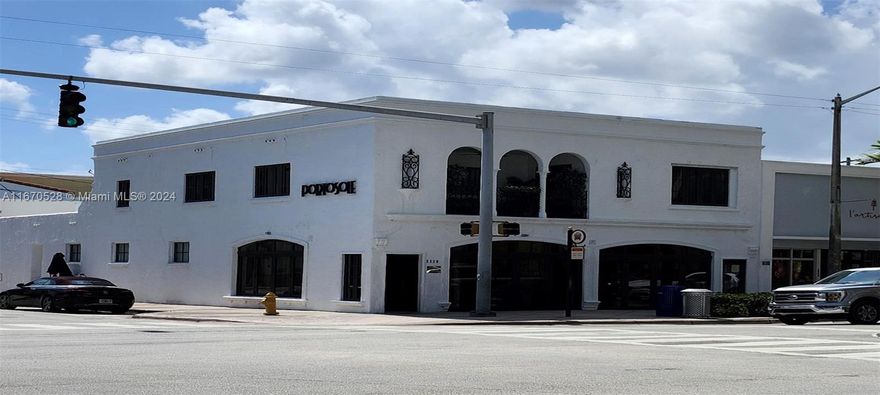 DO NOT CONTACT TENANT OR ITS EMPLOYEES
-New interior renovation in 2019
-New structural footings
-New columns & tie beams
-Five new a/c units
-New impact windows & sliding hurricane NANA front windows
-Prominent signage
-All systems are up to current code
-40 Year recertification 2024