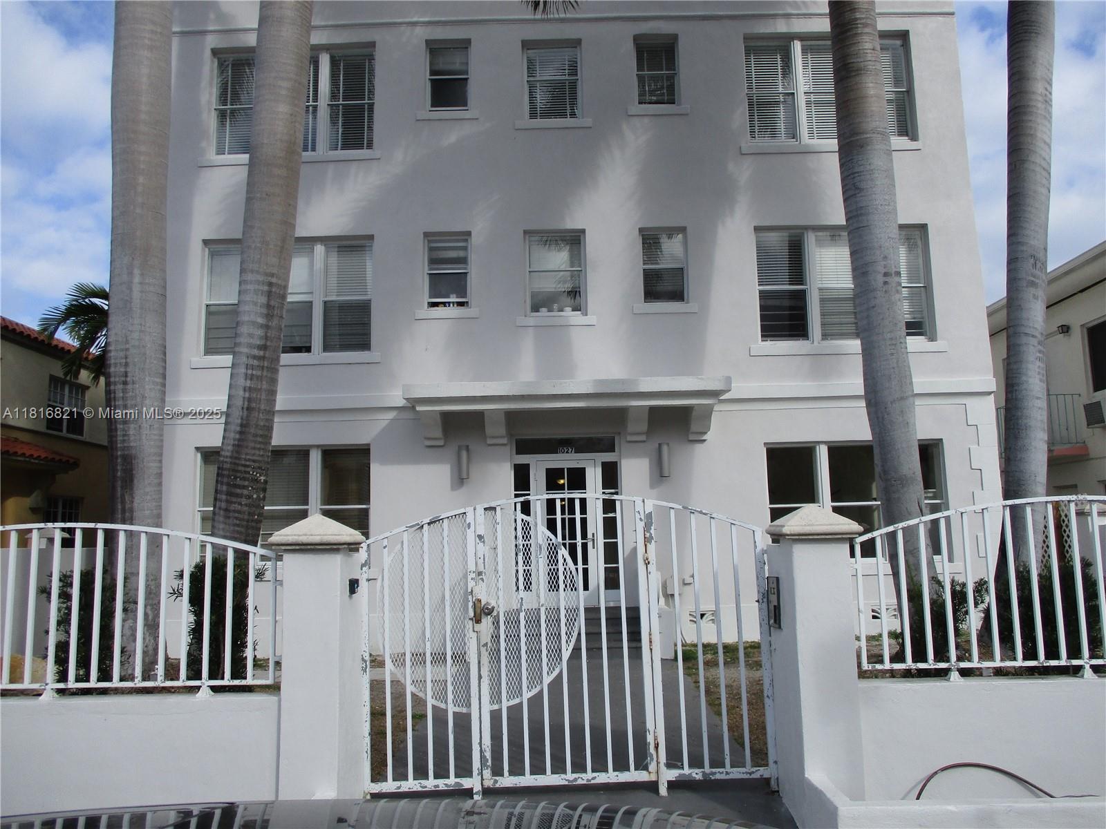 Rental Property at 1027 Pennsylvania Ave 105, Miami Beach, Miami-Dade County, Florida - Bedrooms: 1 
Bathrooms: 1  - $1,900 MO.
