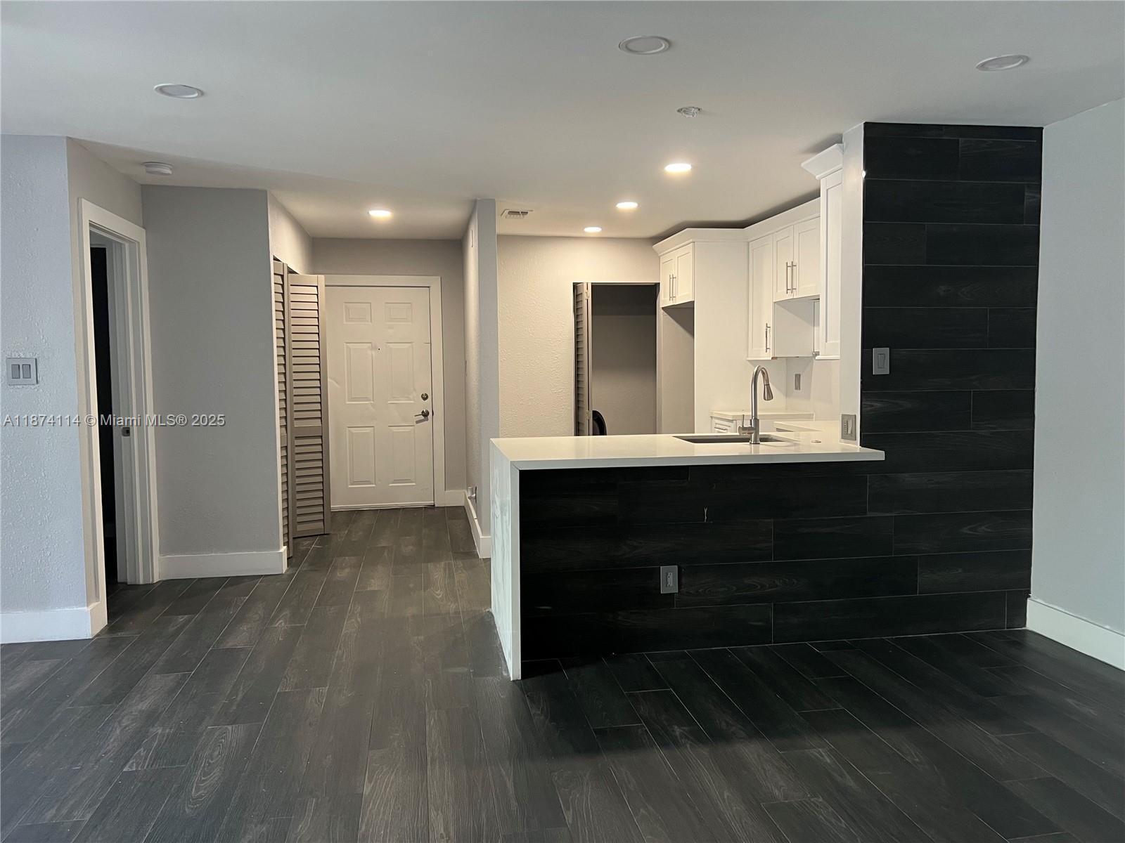 ATLANTIC SPRINGS CONDO - Residential Lease