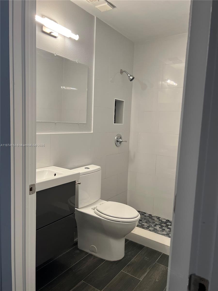 ATLANTIC SPRINGS CONDO - Residential Lease