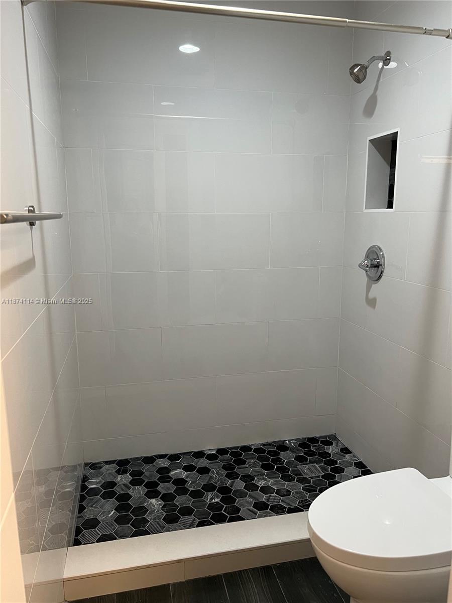 ATLANTIC SPRINGS CONDO - Residential Lease