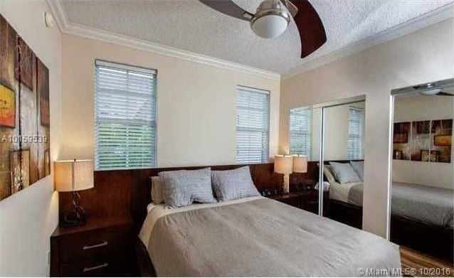 2080 Ocean Drive Condo - Residential Lease