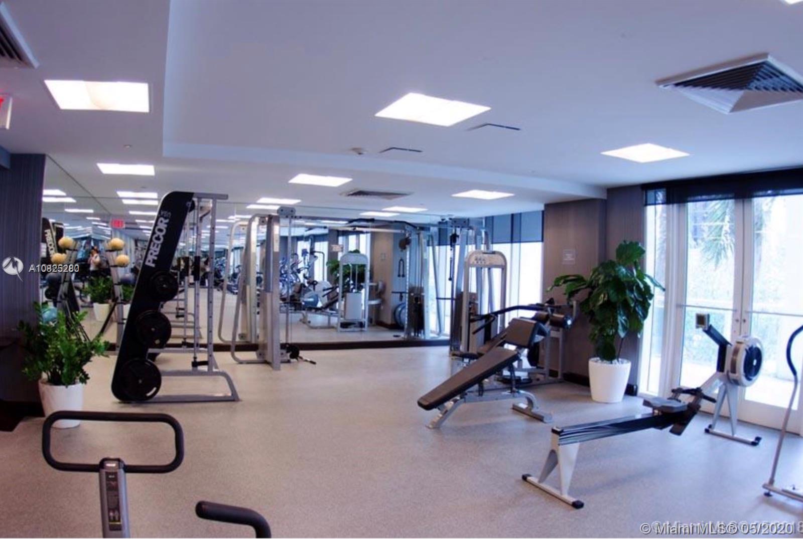 THE PLAZA 901 BRICKELL CON - Residential Lease