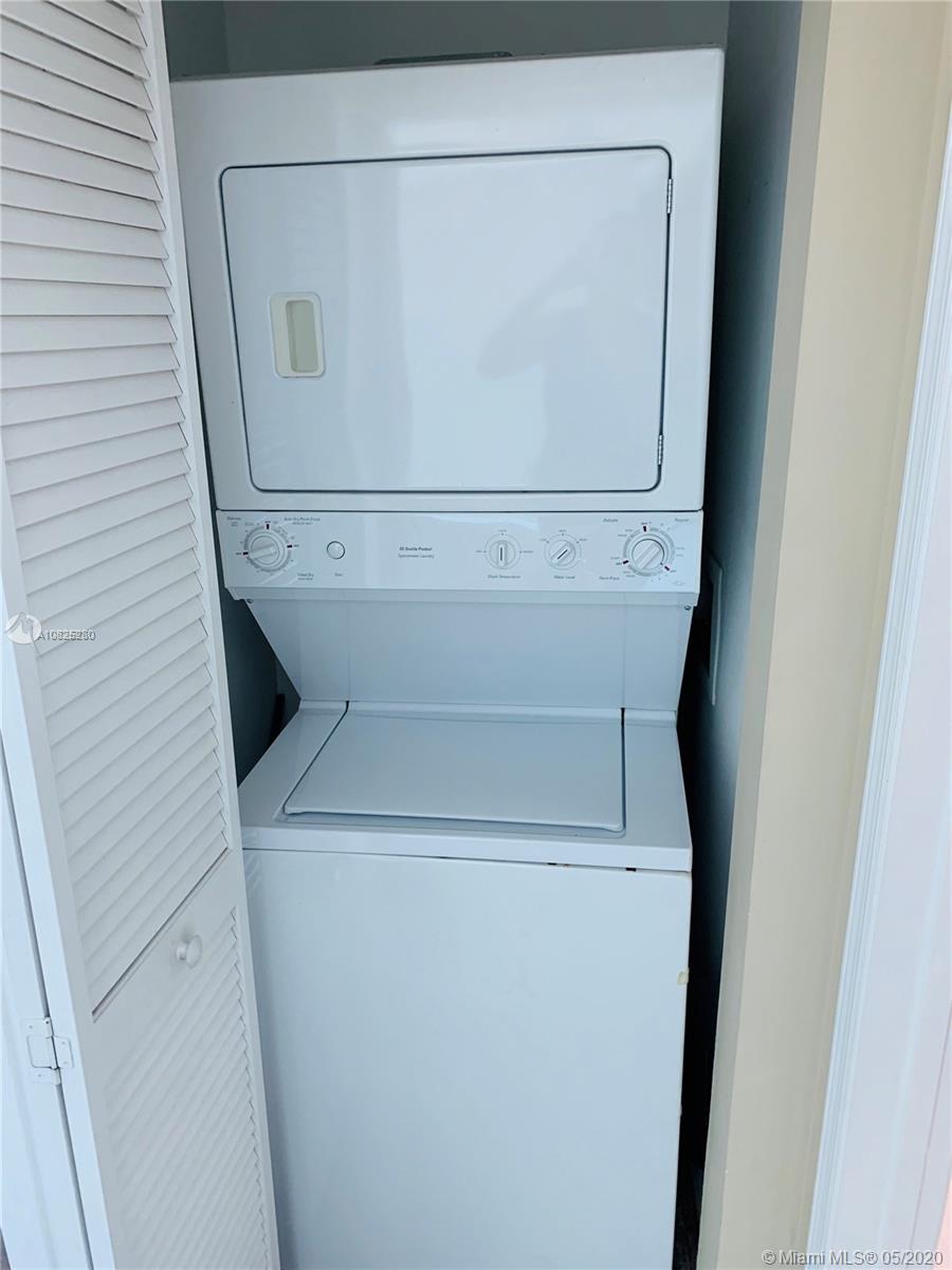 THE PLAZA 901 BRICKELL CON - Residential Lease