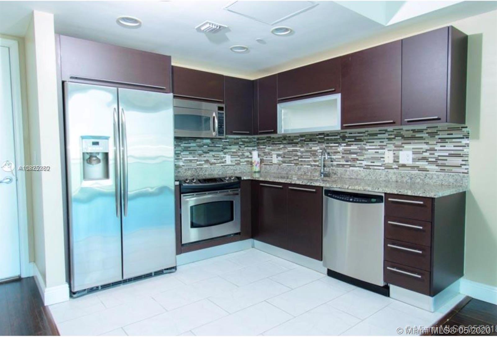 THE PLAZA 901 BRICKELL CON - Residential Lease