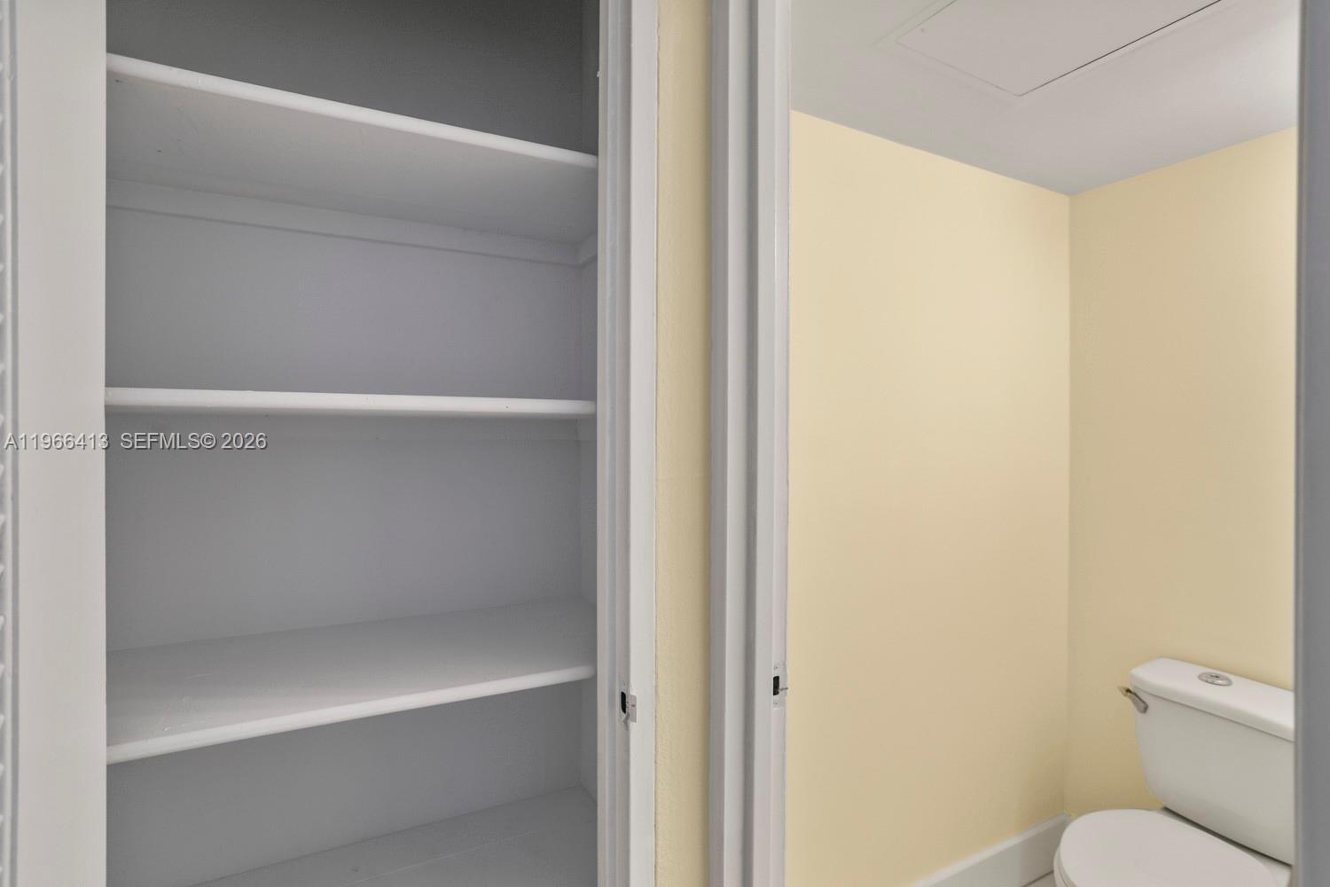 RESIDENCES ON HOLLYWOOD B - Residential