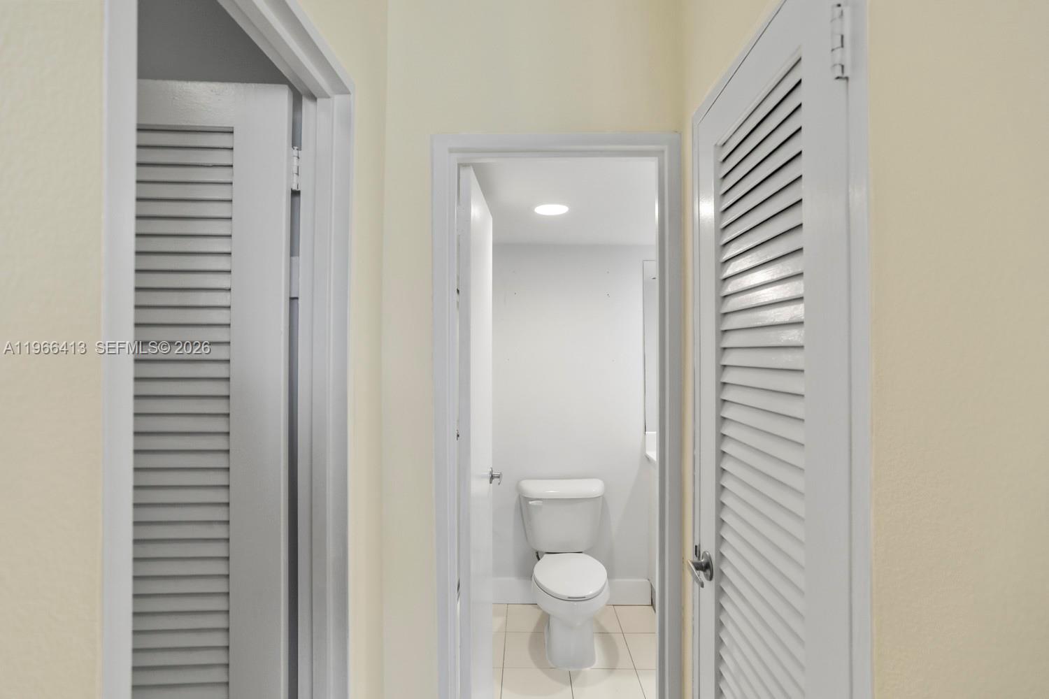 RESIDENCES ON HOLLYWOOD B - Residential