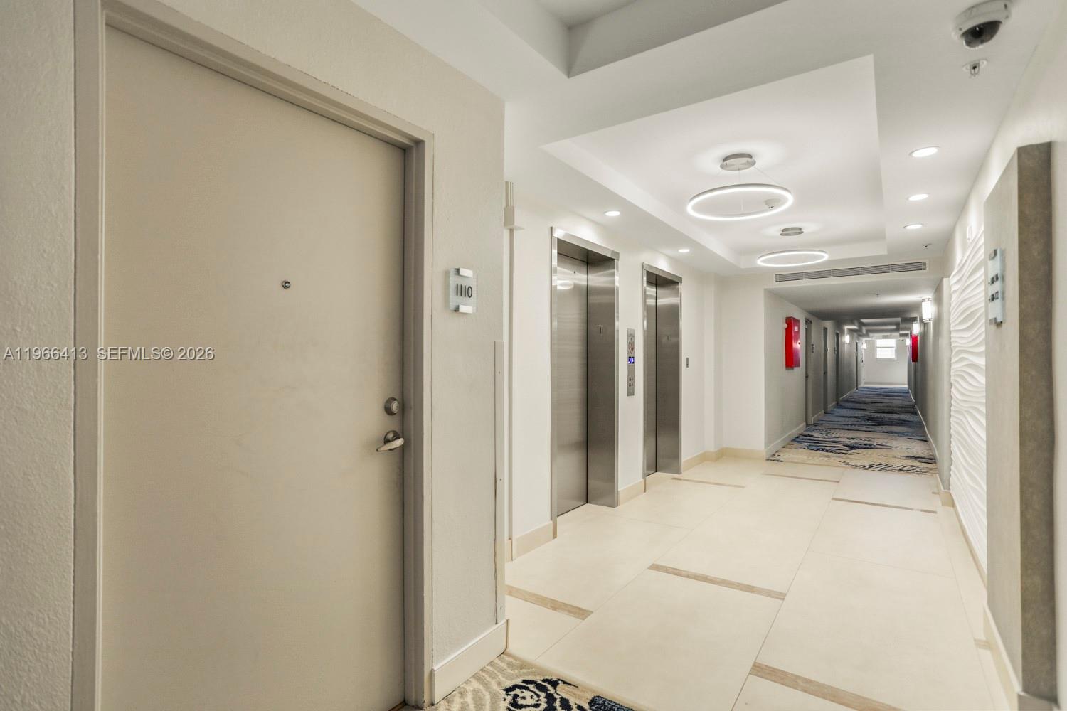 RESIDENCES ON HOLLYWOOD B - Residential