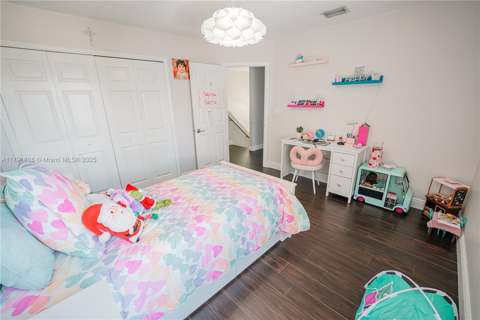 CRISTAL VILLAS CONDO - Residential