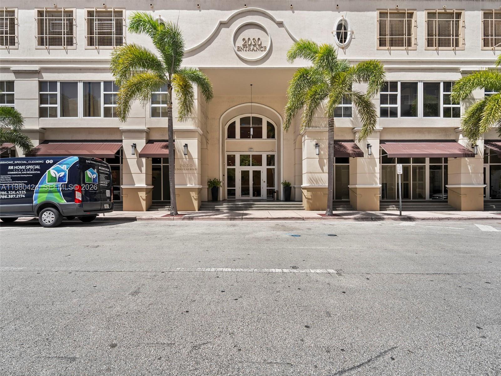 THE MINORCA CONDO - Residential