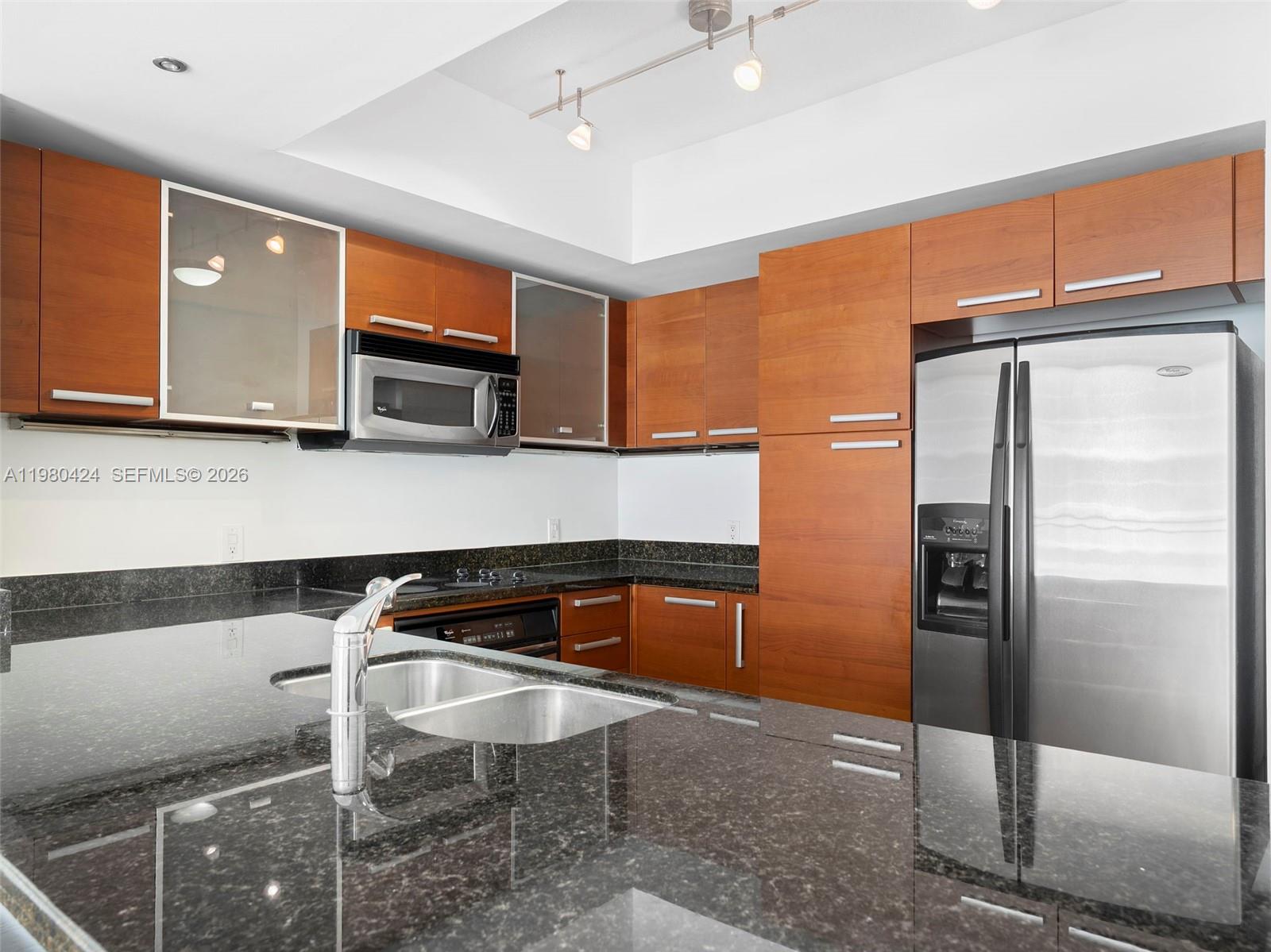 THE MINORCA CONDO - Residential
