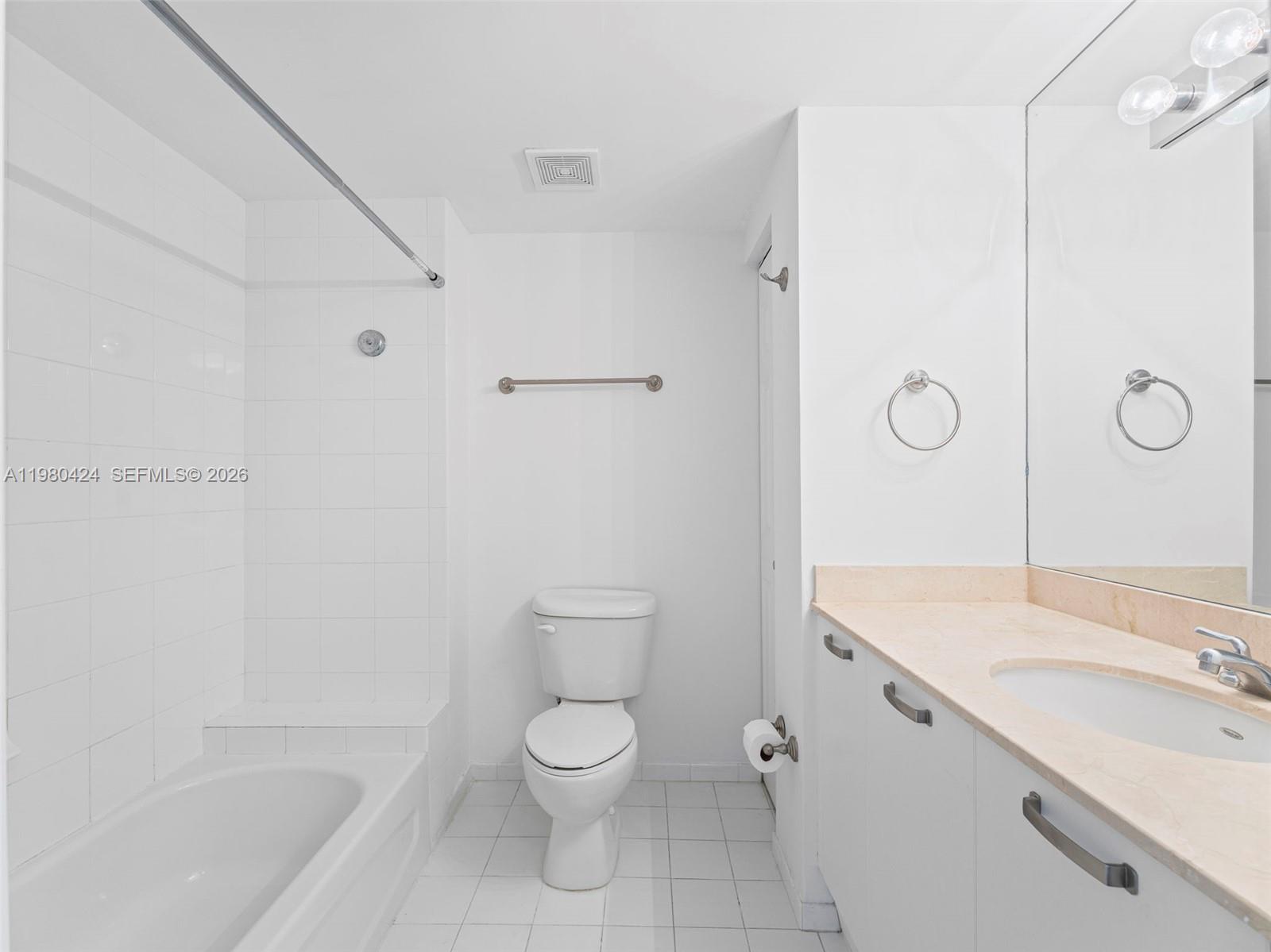 THE MINORCA CONDO - Residential