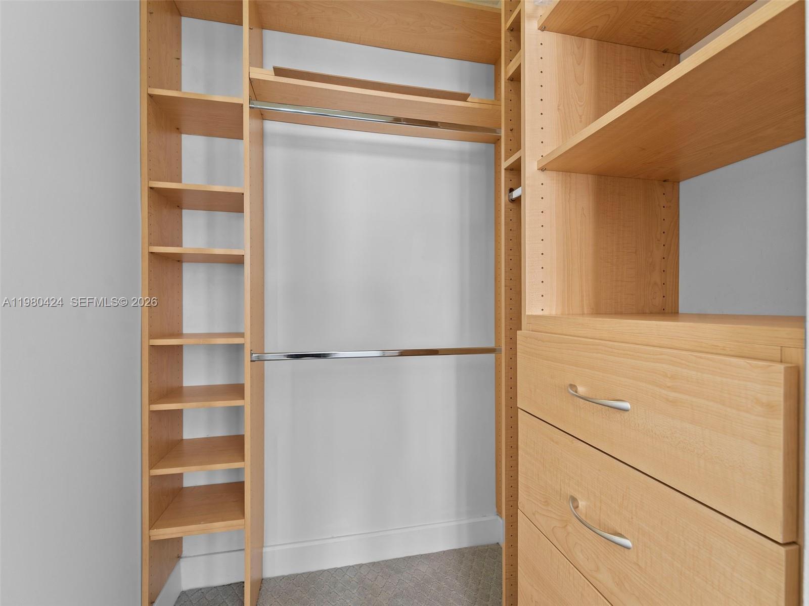 THE MINORCA CONDO - Residential