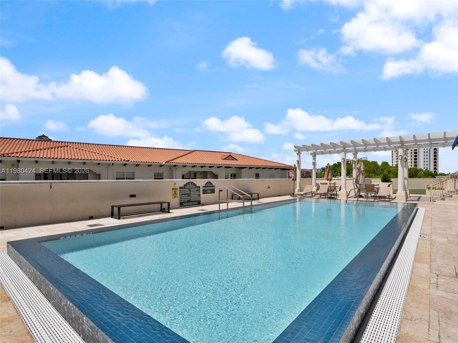 THE MINORCA CONDO - Residential