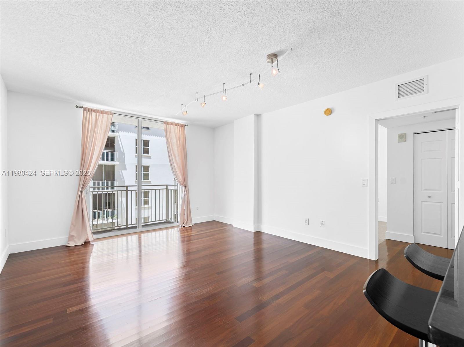 2030 S Douglas Rd 610