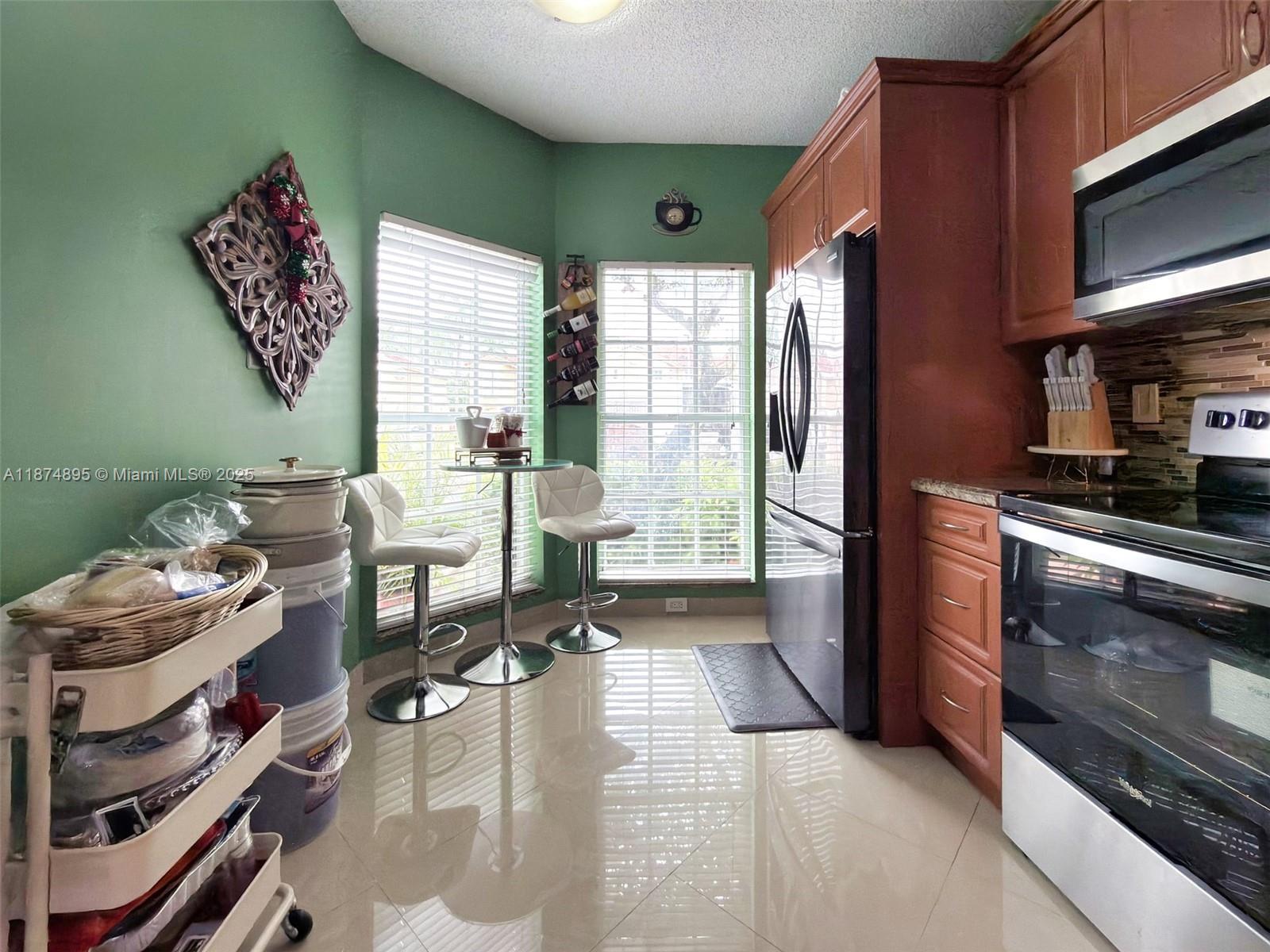 SIENNA VILLAS CONDO - Residential