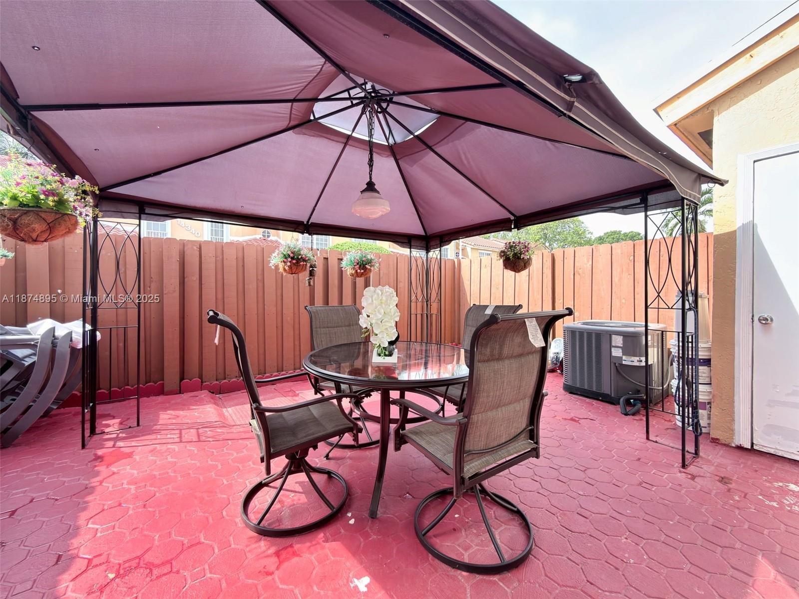 SIENNA VILLAS CONDO - Residential