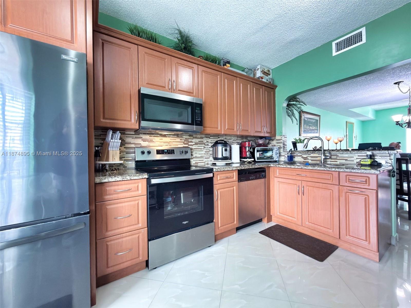 SIENNA VILLAS CONDO - Residential