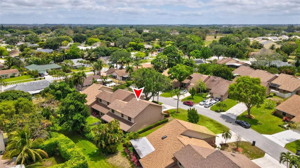 Photo of 11905 Donlin Dr, Wellington, FL 33414 (MLS # A11937188)