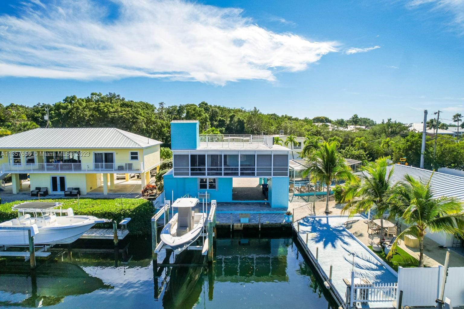 Photo 33 of 51 of 34 Gasparilla Dr house