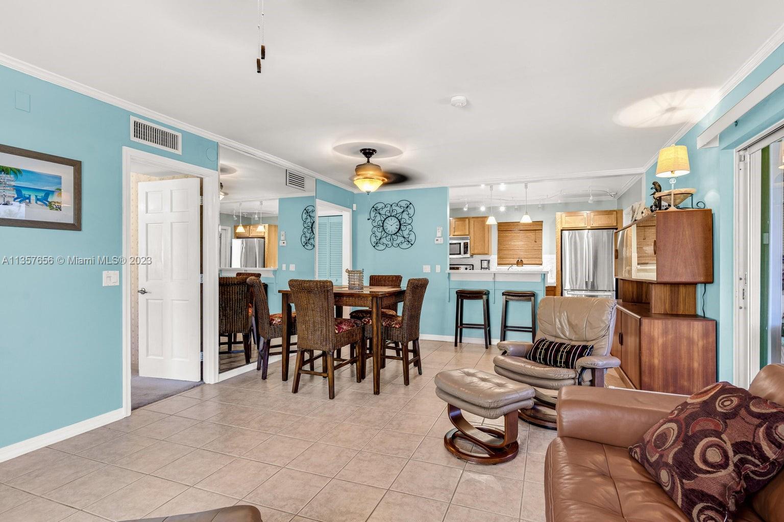 Photo 10 of 51 of 34 Gasparilla Dr house