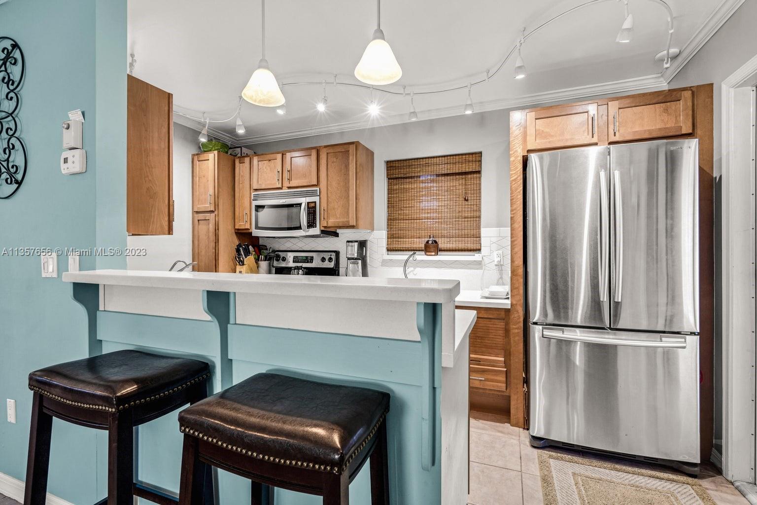 Photo 3 of 51 of 34 Gasparilla Dr house