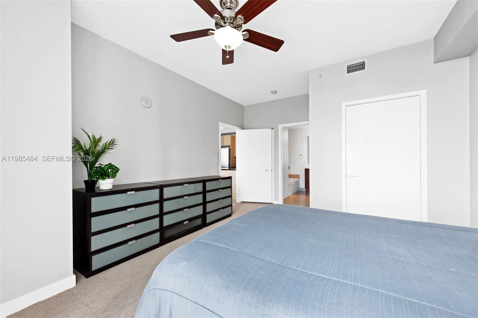 THE AXIS ON BRICKELL COND - Residential Lease