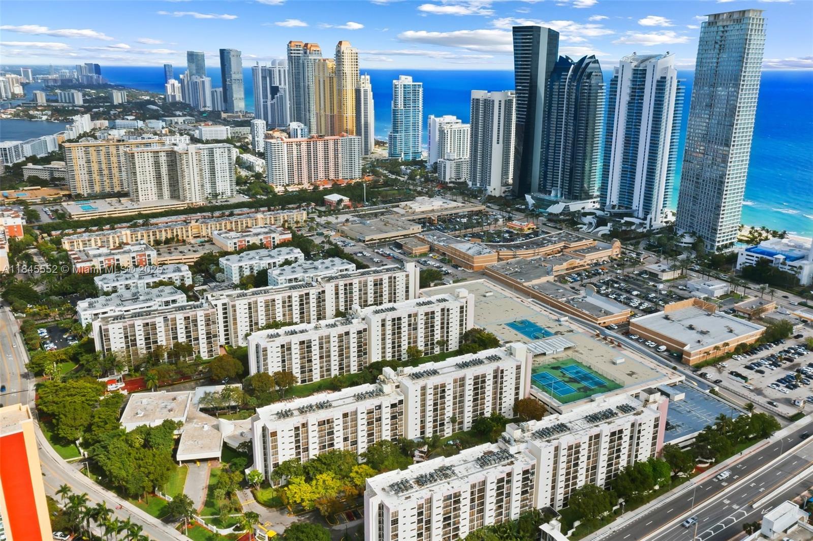 PLAZA OF AMERICAS CONDO P - Residential