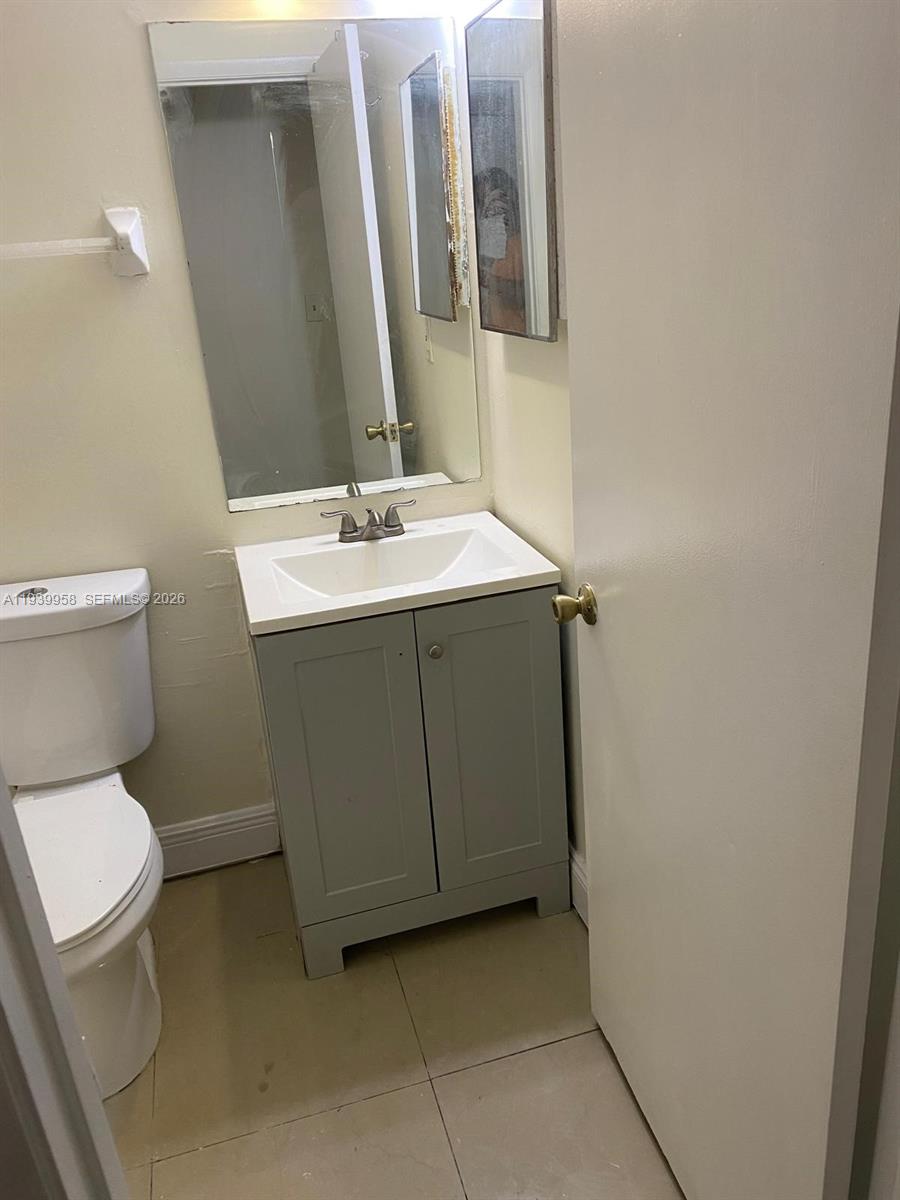 2115 NW 59th Ter 61-E