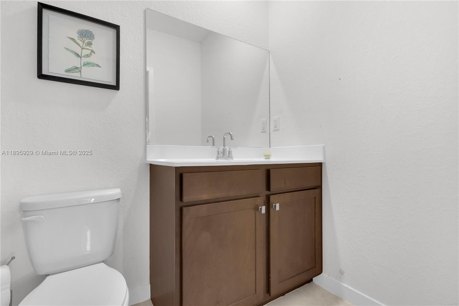 ROYAL HOMES WEST - Residential