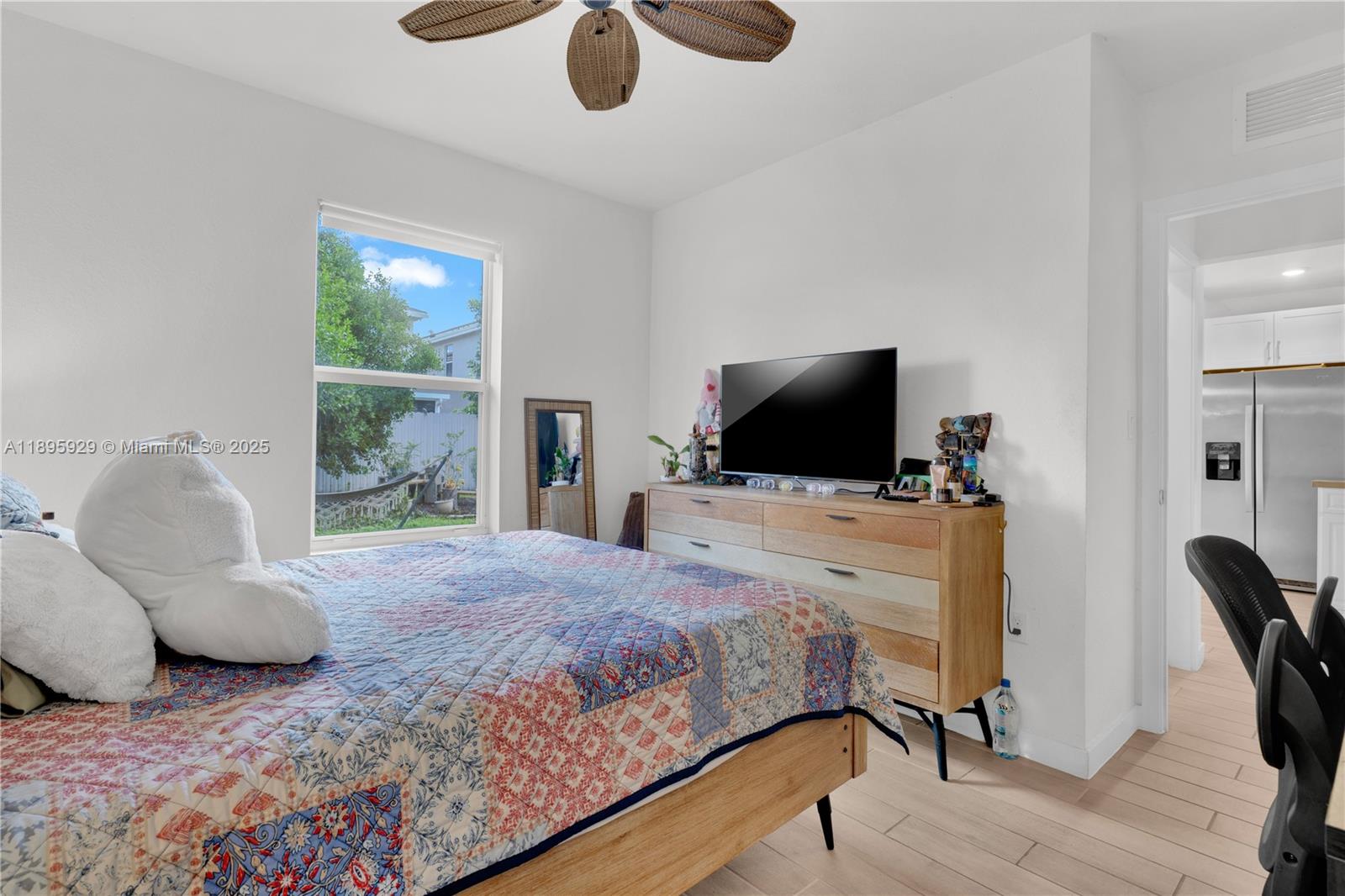 ROYAL HOMES WEST - Residential