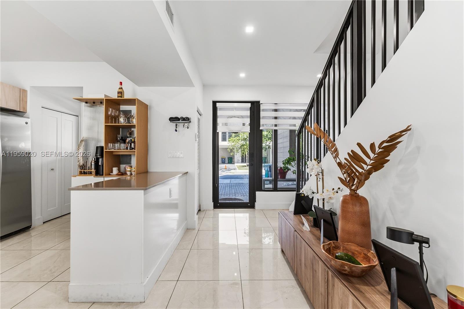 OAKS PLACE - Residential