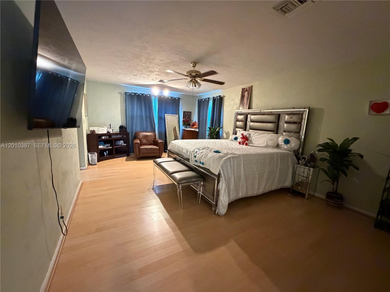 CYPRESS GLEN - Residential