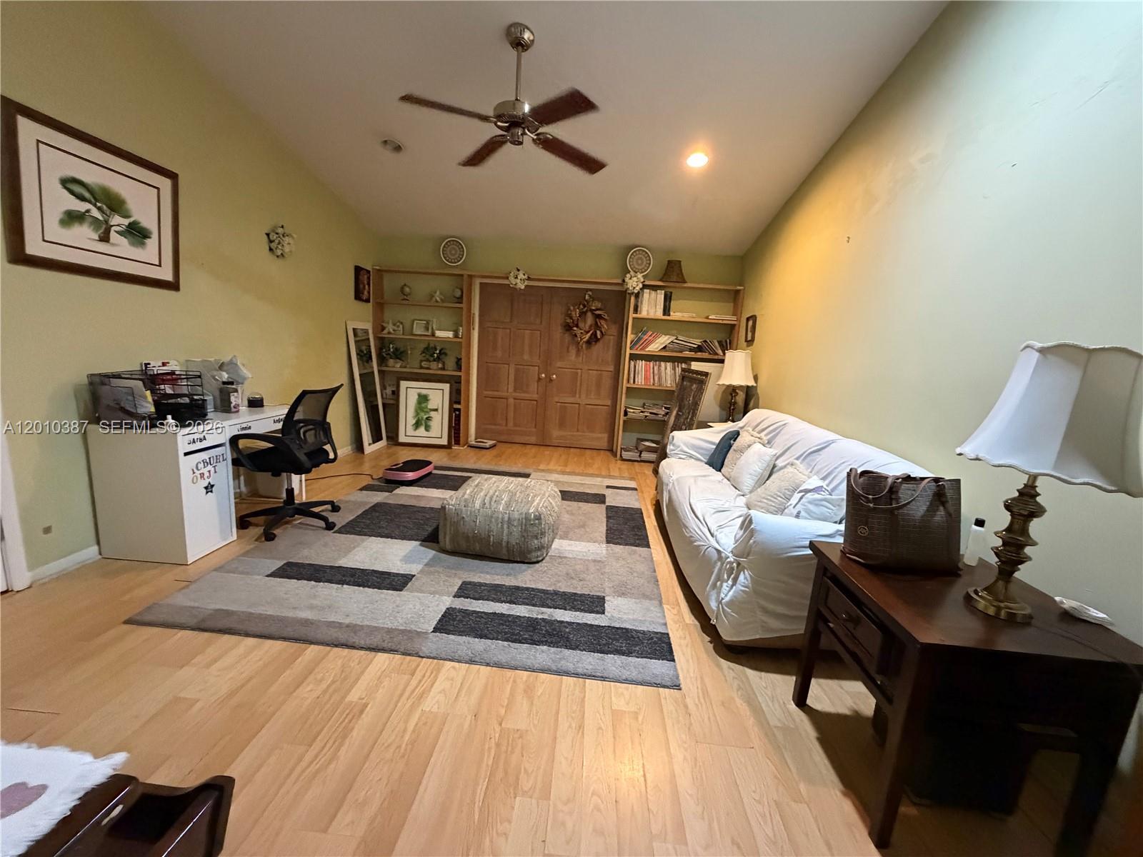 CYPRESS GLEN - Residential