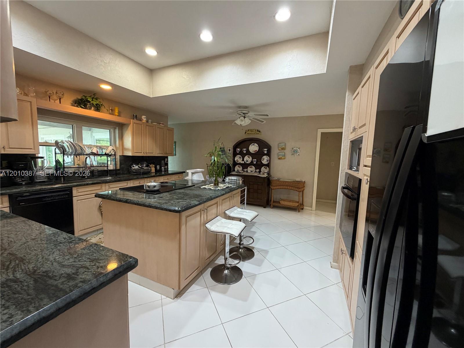 CYPRESS GLEN - Residential
