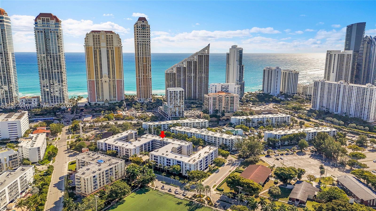 LE CARTIER CONDO - Residential