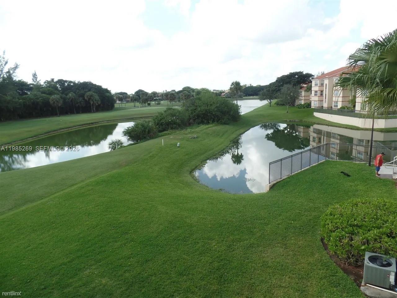CORAL KEY CONDO - Residential