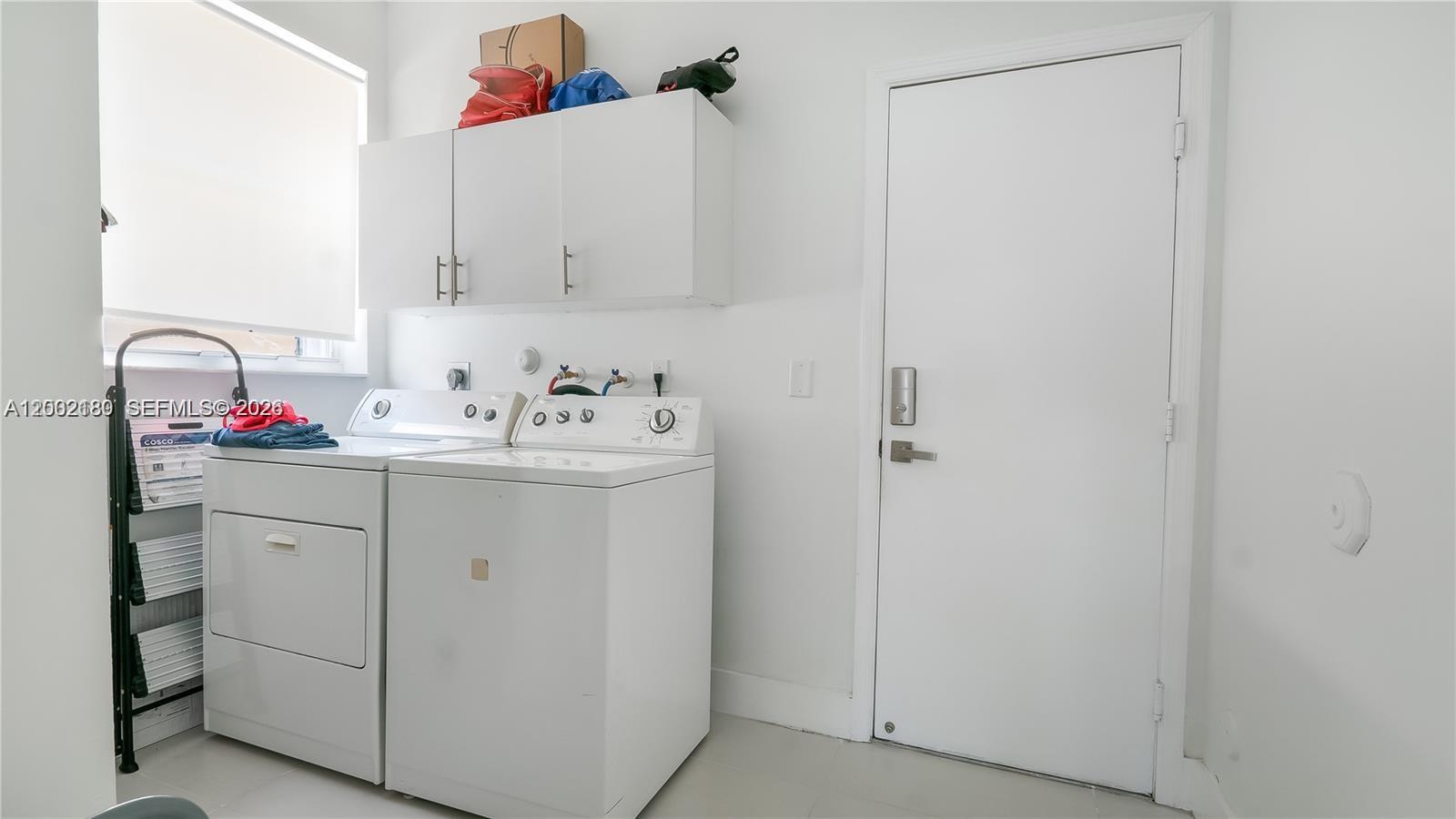 Estancia - Residential Lease